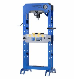 Пресс, усилие 30 тонн