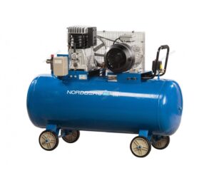 Компрессор поршневой с ременным приводом 300/810 л/мин.