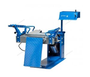 Пневматический борторасширитель для шин грузовых автомобилей