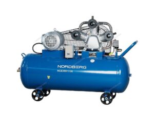 Компрессор 3-х поршневой., ременной, чугунная головка, 380В, ресивер. 300л, 1150л/мин