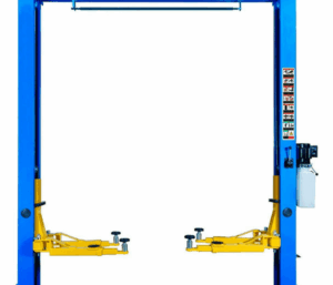 Подъемник двухстоечный электрогидравлический с верхней синхронизацией.